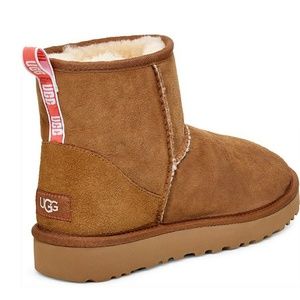 UGG Shoes - Prize from work and it's never been worn! UGG Shoes - Prize from work and it's never been worn!